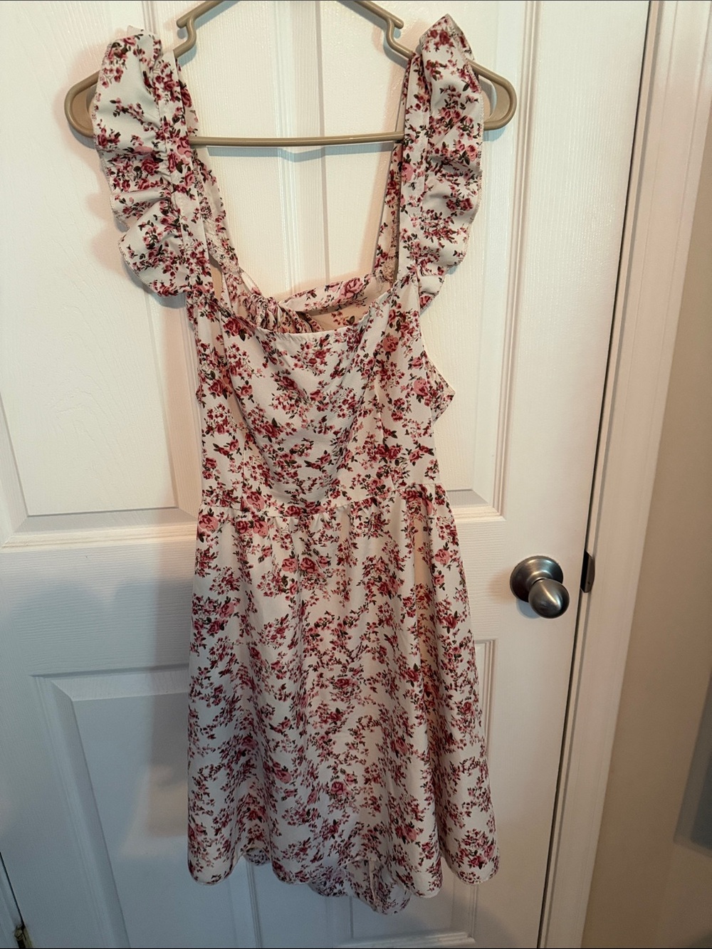 Floral Ruffle Strap Sundress - White & Red
